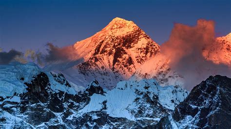 Triumph At Last: Mount Everest Conquered Spectacularly On June 2, 1953 ...