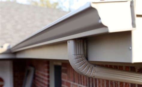 Rain Gutters: What are their Components and Types? - The Constructor