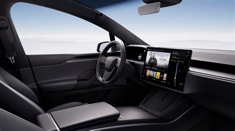 Tesla brings back the steering wheel for the Model S and the Model X ...