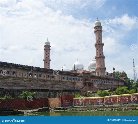 Bhopal Grand Mosque Taj Ul Masajid Stock Image - Image of crown, great ...