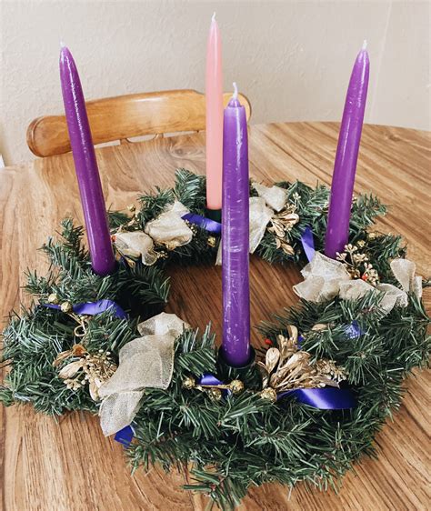 Catholic advent wreath DIY by Katzie and Ben • Katzie and Ben Photography