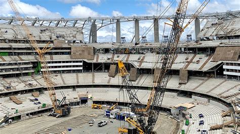 The Fiber-Reinforced Concrete at SoFi Stadium | For Construction Pros