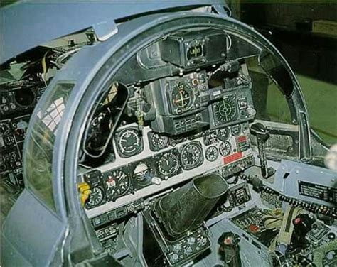 F-4 Phantom II, rear cockpit | Aviones militares, Aviones, Cabinas