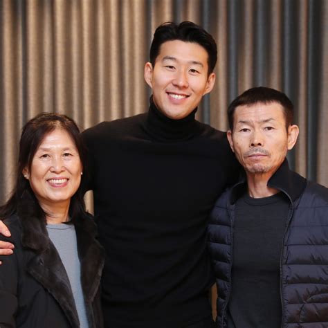 Son Heung-min: Bio, Wiki, Age, Career, Stats, World Cup, Wife, Salary ...