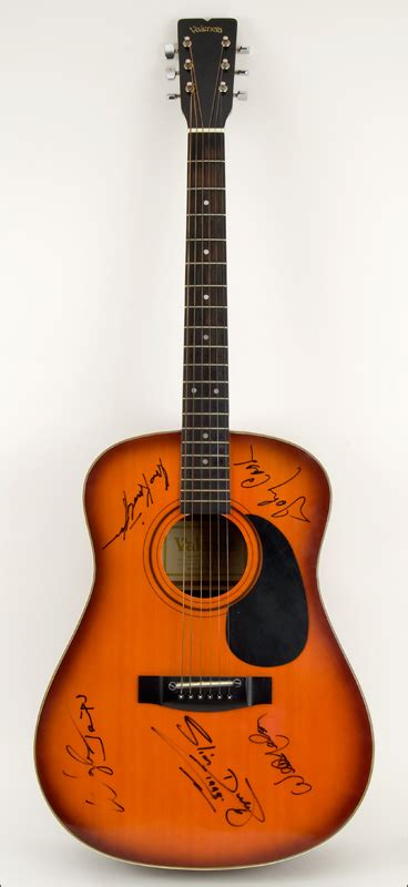 Lot Detail - The Highwaymen and Slim Dusty Signed Acoustic Guitar