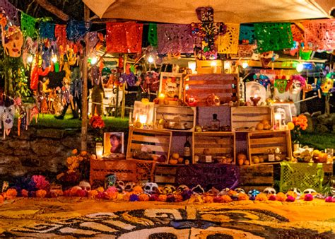 Día de Muertos | Festival de Tradiciones de Vida y Muerte