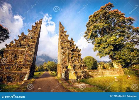 Hindu gate in Bali stock photo. Image of beautiful, gate - 122560440