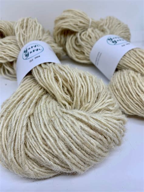 Handspun pure Indian wool from the sheep raw and undyed. Aran | Etsy