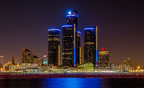 Downtown Detroit Skyline Renaissance Center at Night - Glow of the City ...