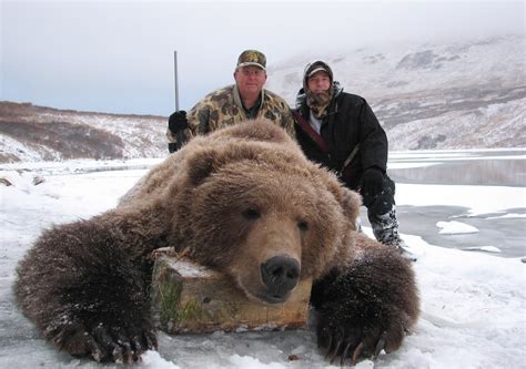 Kodiak Bear Hunting | Alaska | Larsen Bay Lodge