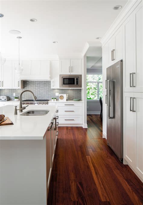 Backsplash for White Shaker Cabinets Complete the Timeless Look ...