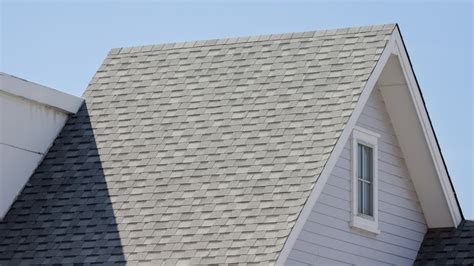 Metal Roof Vs. Asphalt Shingles: What's The Difference?