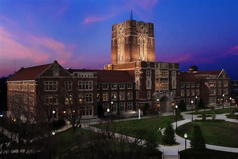 University of Tennessee - Lauren Illumination Low Voltage Lighting