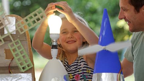 Potato Battery Experiment: Powering a Light Bulb With a Potato ...