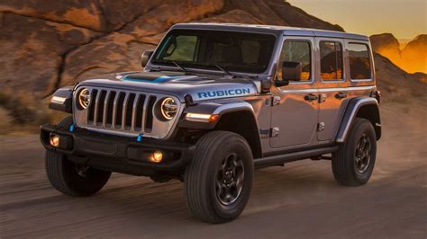 2021 Jeep Wrangler 4xe debuts with two electric motors