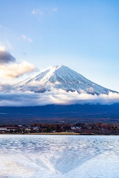 Premium Photo | Close up mount fuji from lake kawaguchi side, mt fuji ...