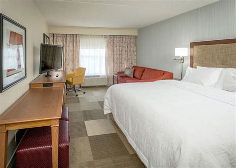 Hampton Inn Petaluma - Visit Petaluma