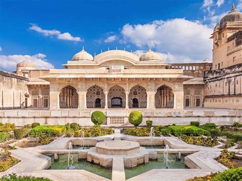 The Sheesh Mahal (Palace of Mirrors) is the best-known part of Jaipur's ...