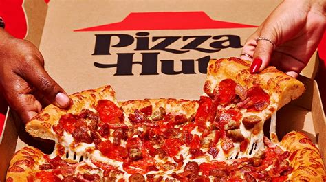 Pizza Hut Might Beat Domino's In 2023 For Top Pizza Chain