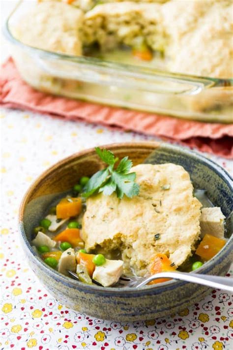 chicken and biscuits casserole - Healthy Seasonal Recipes