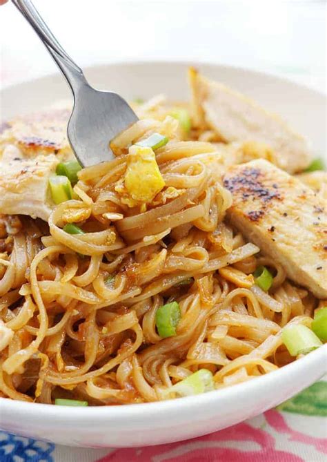 Chicken Pad Thai Recipe: Easy and Delicious - Princess Pinky Girl