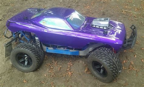 Modified Traxxas Slash 4x4 with Proline street tires and HPI Cuda body ...