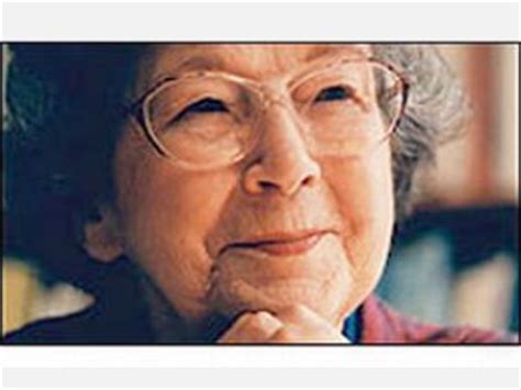 Beverly Cleary biography, birth date, birth place and pictures