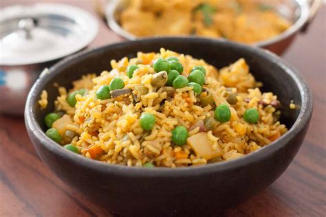 Chettinad Vegetable Pulav Recipe by Archana's Kitchen