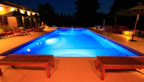 Swimming Pool Lighting Ideas - Landscaping Network