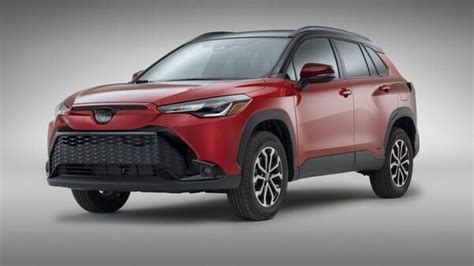 Toyota reveals 2023 Corolla Cross SUV with hybrid powertrains | HT Auto