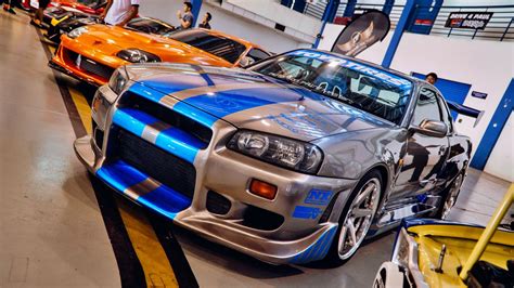 Here’s What Makes the Nissan Skyline GT-R R34 The Ultimate Japanese Icon