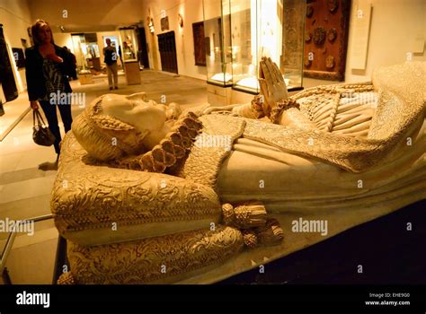 Tomb of mary queen of scots hi-res stock photography and images - Alamy