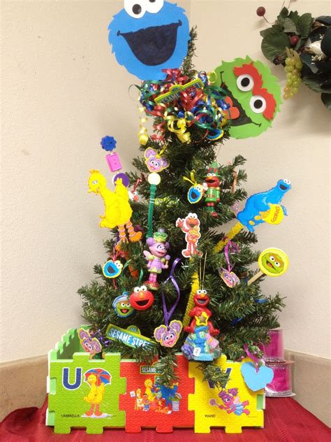 Sesame street christmas, Elmo christmas, Christmas tree decorating themes