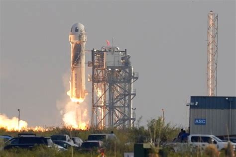 Jeff Bezos blasts into space on own rocket - cleveland.com