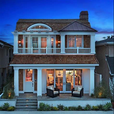 Beautiful, Inspiring Beach-Style Homes | California beach house, House ...