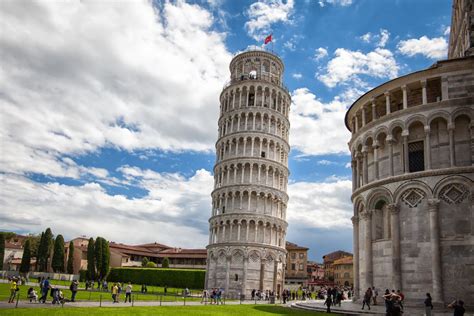 La Torre de Pisa, cada vez menos inclinada | Internacional | Cadena SER