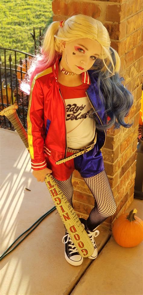 My daughters halloween costume, Harley Quinn. : pics