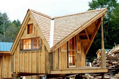 Pallet house plans and ideas – give new life to old wooden pallets