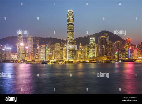 Hong Kong skyline at night Stock Photo - Alamy