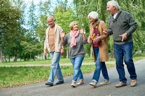 9 Health Benefits of Walking for Seniors - Nikkei Manor