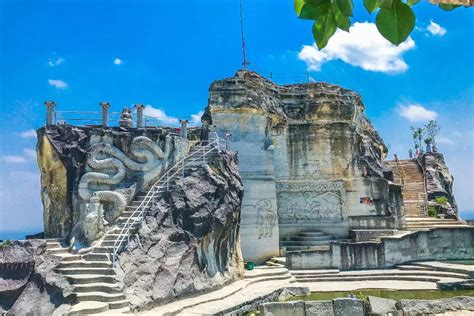 Pesona Tebing Breksi Yogyakarta, ada Ukiran Megah Hingga Spot Panorama ...