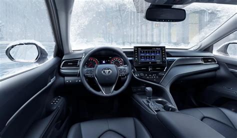 What is the interior of the 2022 Toyota Avalon like? | Pauly Toyota