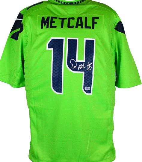 DK Metcalf Signed Seahawks Jersey (Beckett) | Pristine Auction