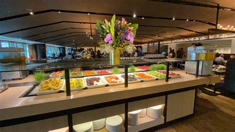 Total 86+ imagen hyatt regency buffet - Abzlocal.mx