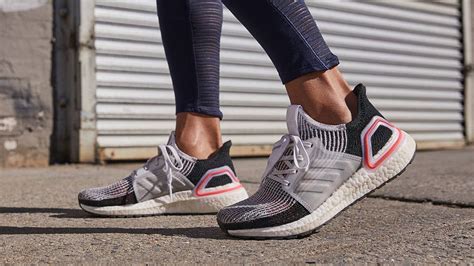 Un jour Sopposer antenne adidas ultra boost women formation matrice fusée