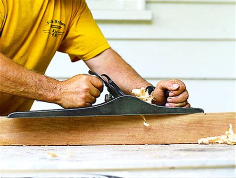 Choosing and Using Hand Planes | Wood plane, Mens flip flop ...