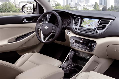 Hyundai Tucson review: 2015 first drive - Motoring Research