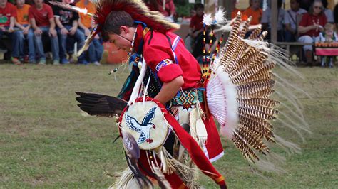 Watch: Preserving Choctaw-Apache Cuisine in the Louisiana River Bottom ...