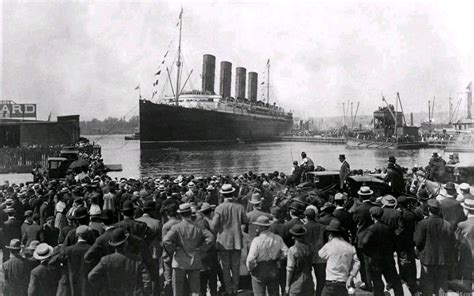 Flashback in maritime history: Sinking of RMS TITANIC, on 14 April 1912 ...