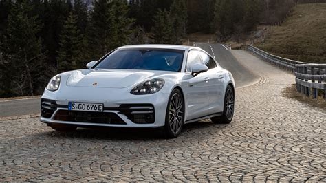 Porsche Panamera 4K Wallpapers - Top Free Porsche Panamera 4K ...